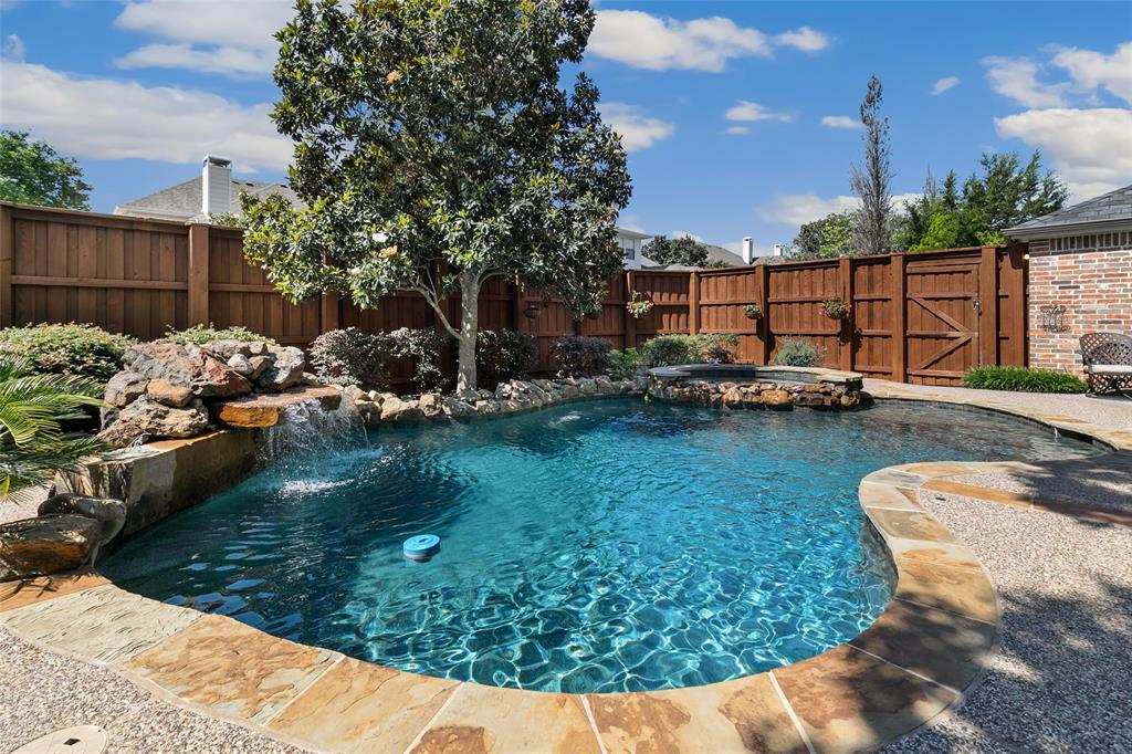 420 Arrowhead Drive