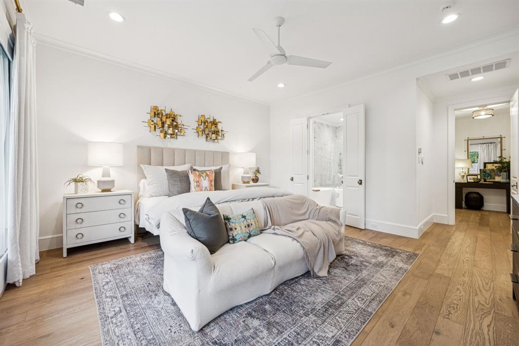 Walnut Hills Manor - Residential