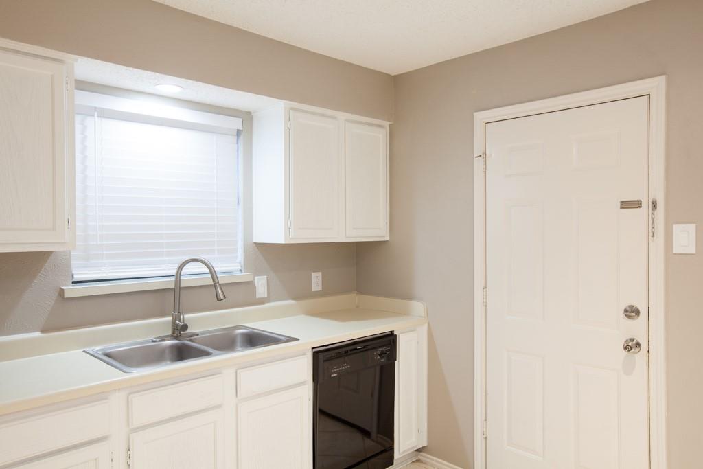 Frisco, Texas 75034, United States, 2 Bedrooms Bedrooms, ,1 BathroomBathrooms,Residential,Active,164279