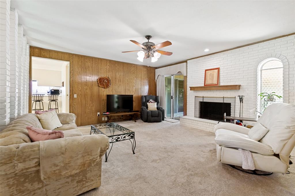 1319 Grinnell Drive