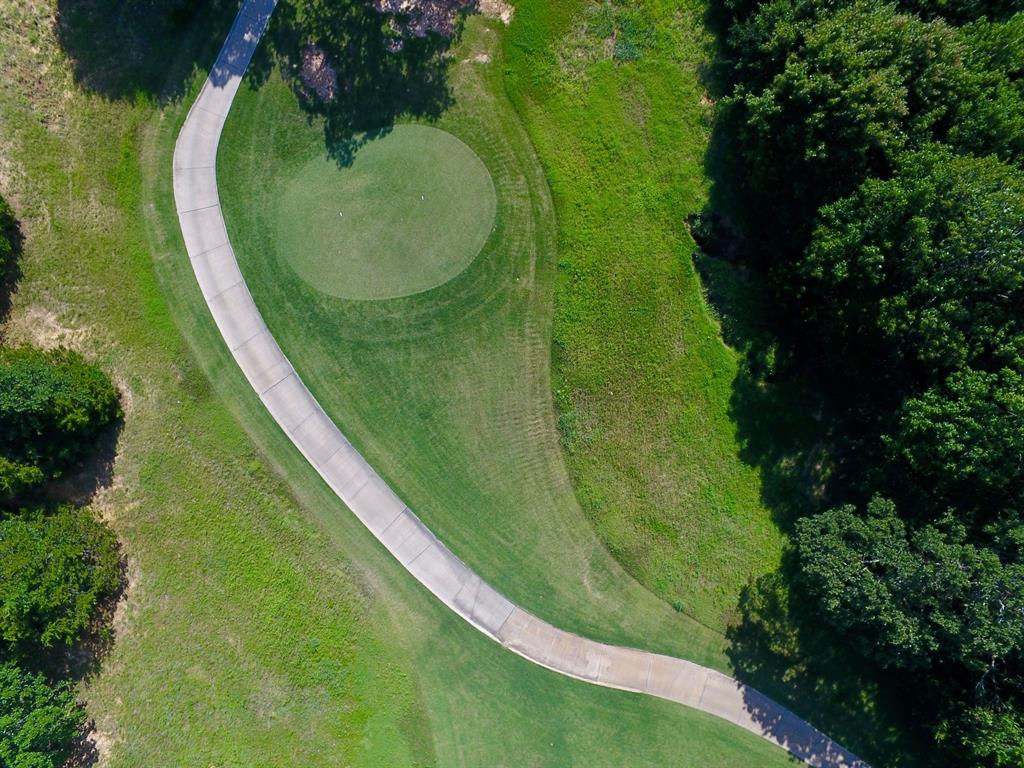 13A Club House Drive