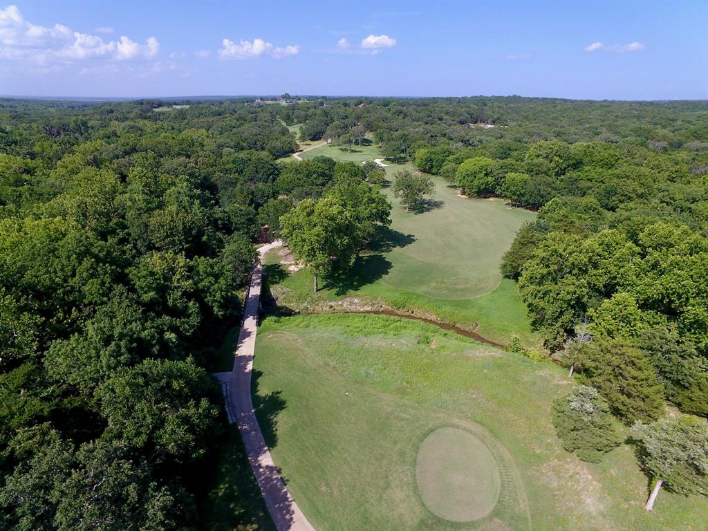 13A Club House Drive