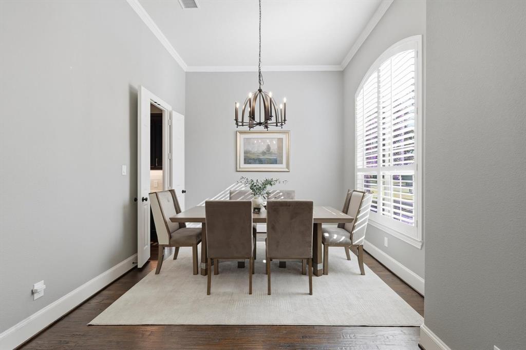 894 Starcreek Parkway