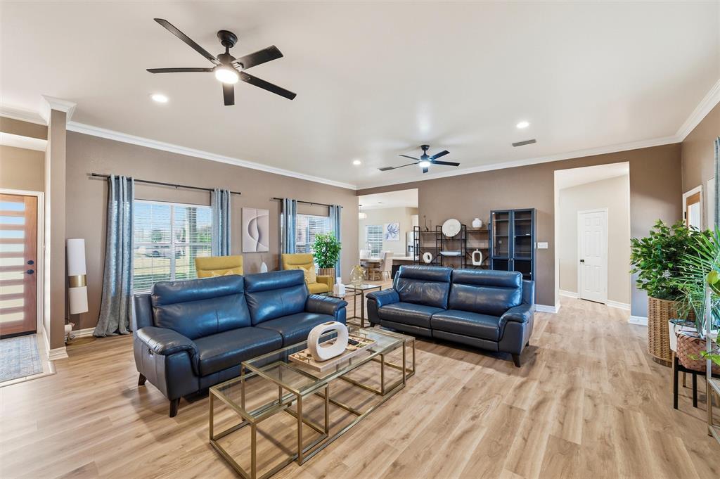 1305 E Highland Road