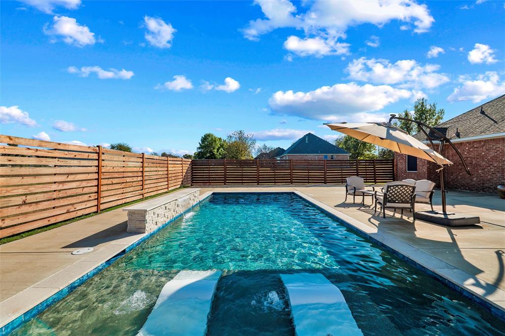 1305 E Highland Road