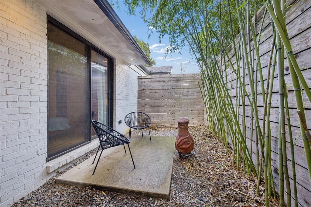 J C Calabria - Residential