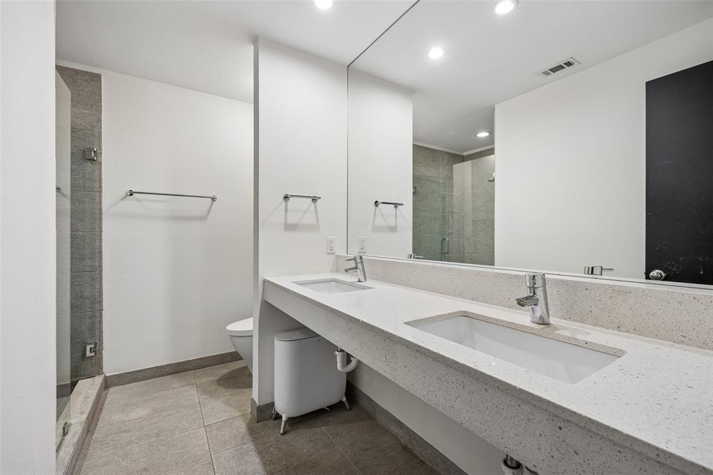 J C Calabria - Residential