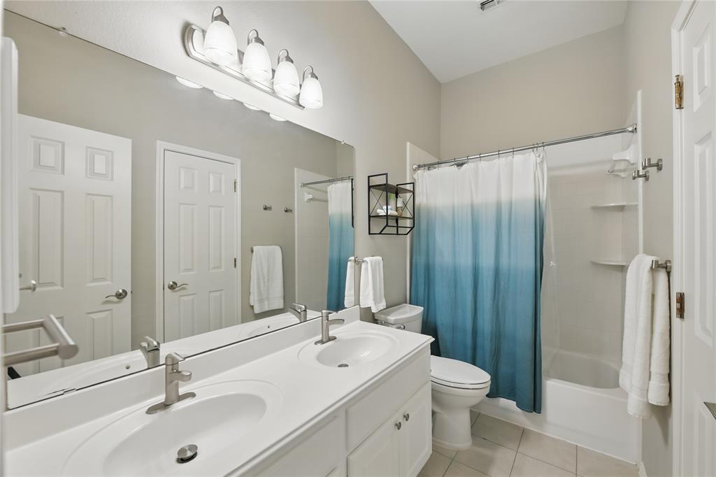 Flower Mound, Texas 75022, United States, 5 Bedrooms Bedrooms, ,4 BathroomsBathrooms,Residential,Pending,122143