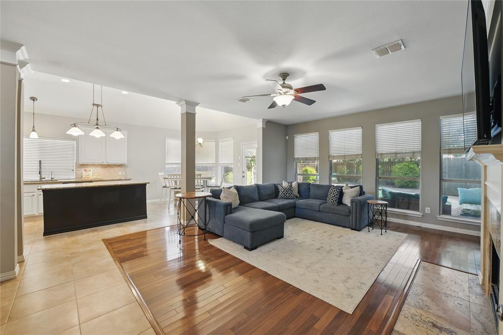 Flower Mound, Texas 75022, United States, 5 Bedrooms Bedrooms, ,4 BathroomsBathrooms,Residential,Pending,122143