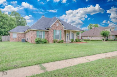 1951 Bayou Bend Drive Bossier City LA 71111