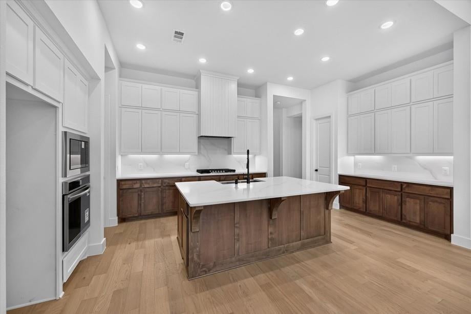 4017 Trellis Drive