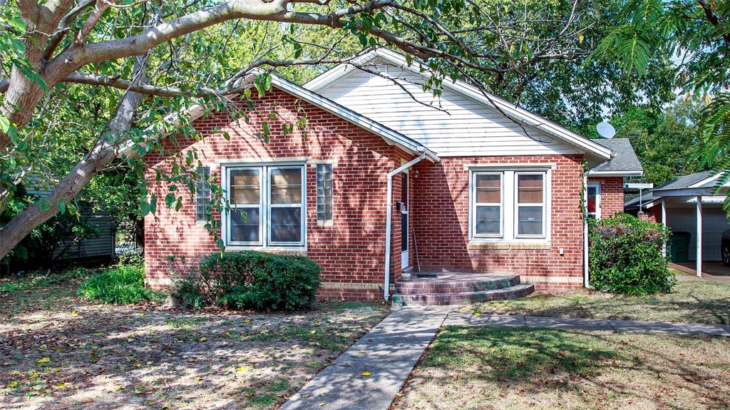 504 W Oak