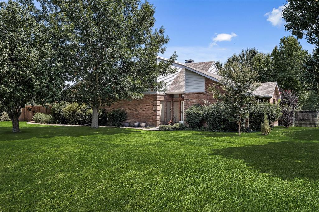 1030 Cove View Lane