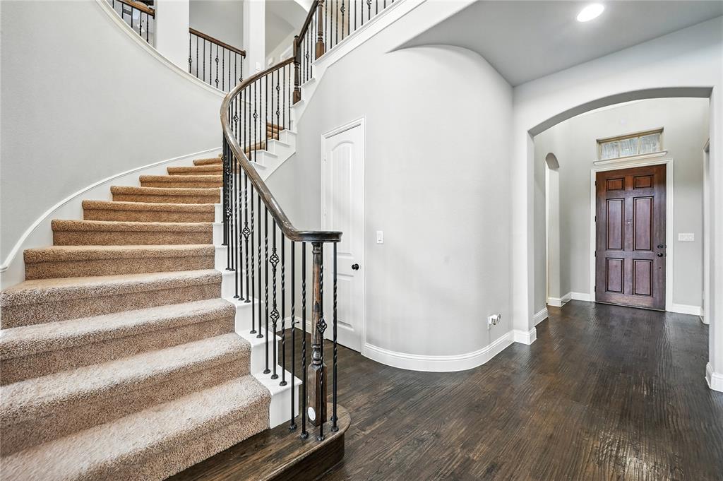 Lantana, Texas 76226, United States, 5 Bedrooms Bedrooms, ,5 BathroomsBathrooms,Residential,Active,188241