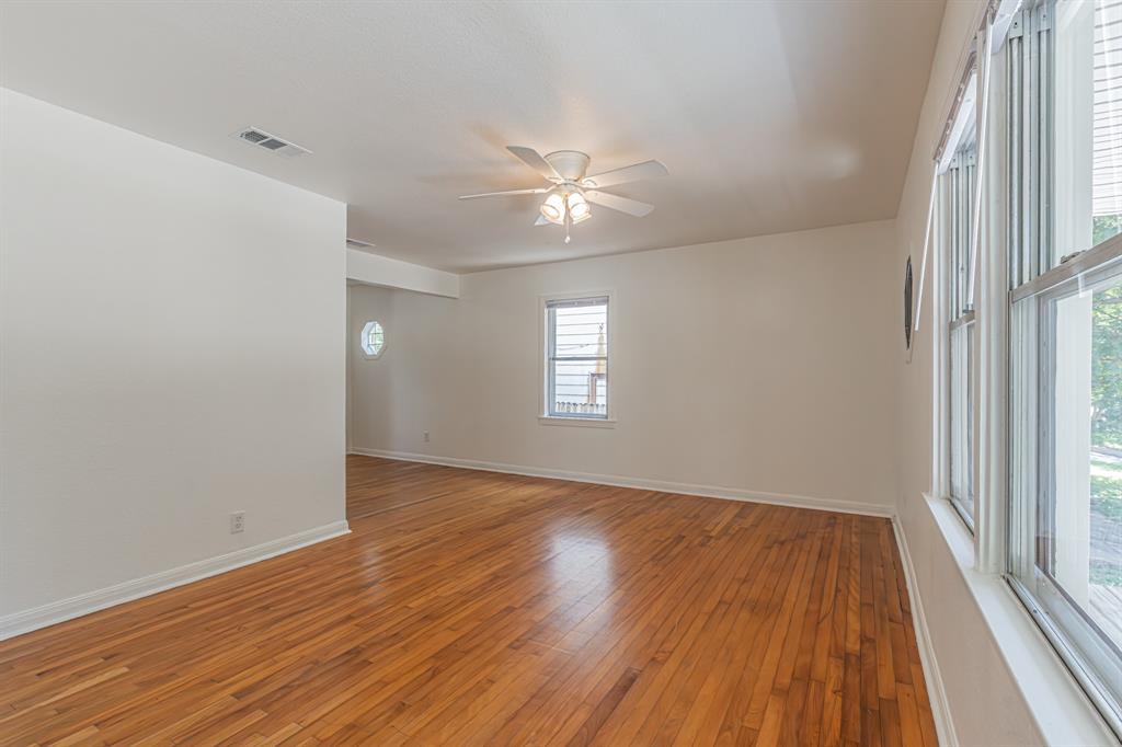 4012 Dexter Avenue