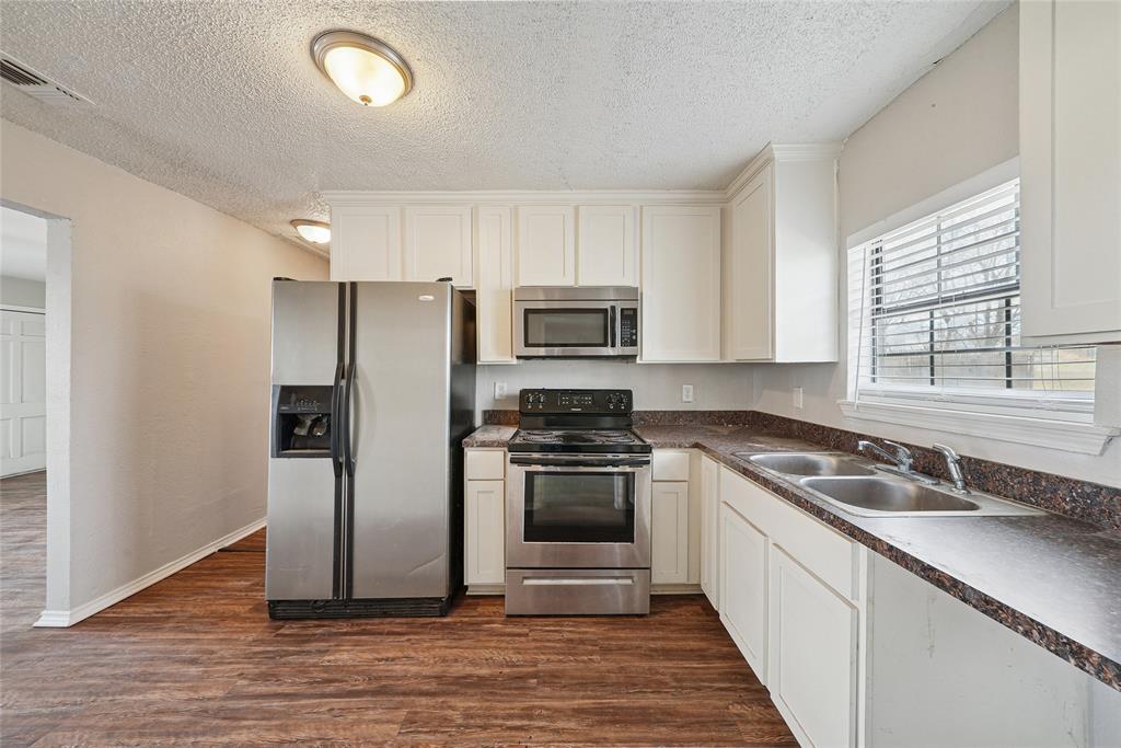 Larned - Residential