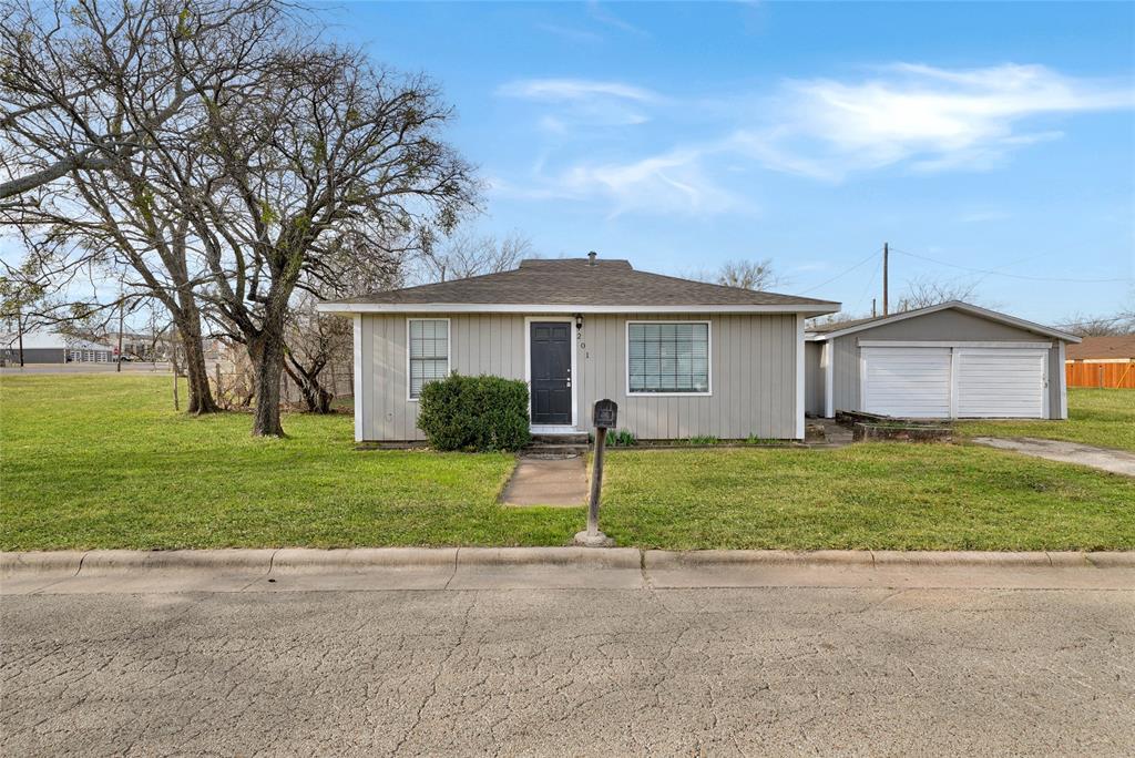 Larned - Residential