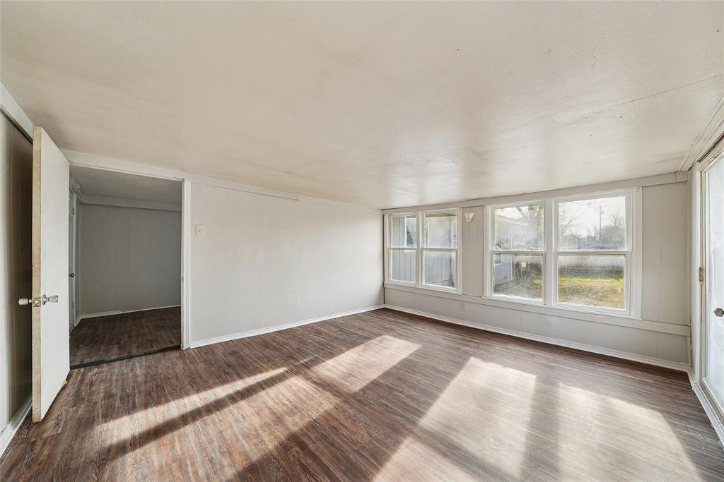 Larned - Residential