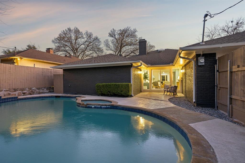 9376 Briarhurst Drive