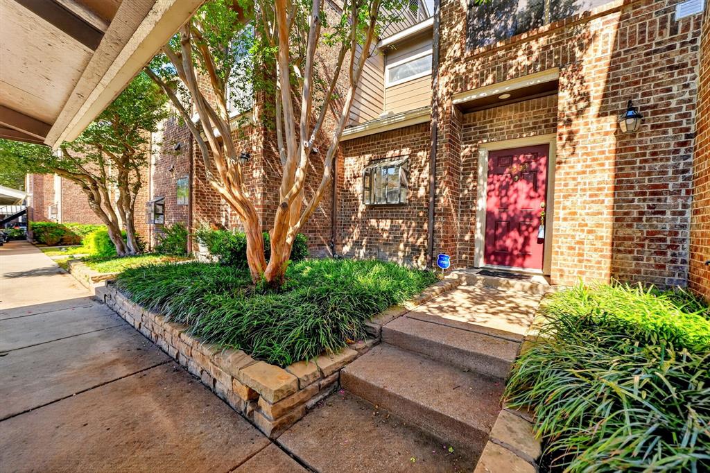 5859 Frankford Road 1209