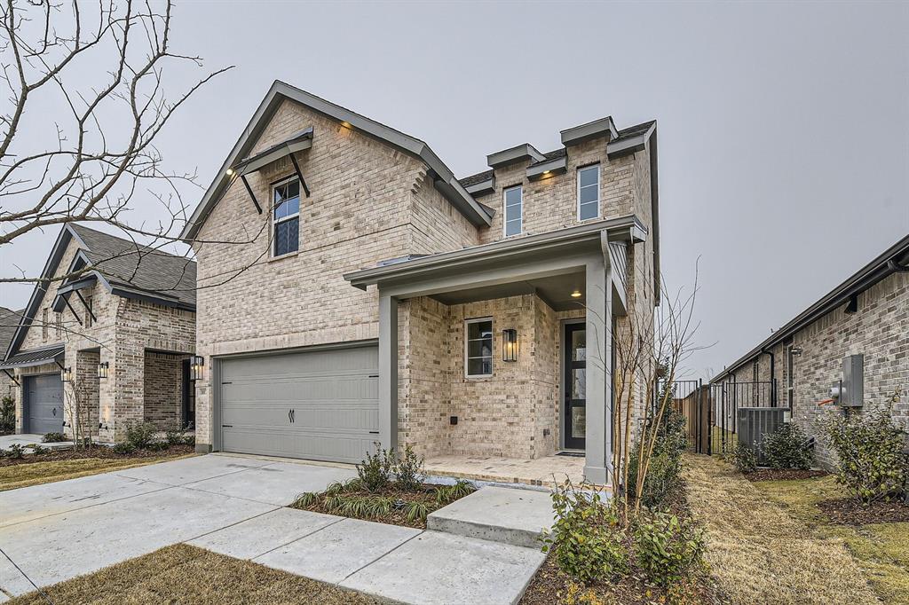 807 Trailing Vine Way