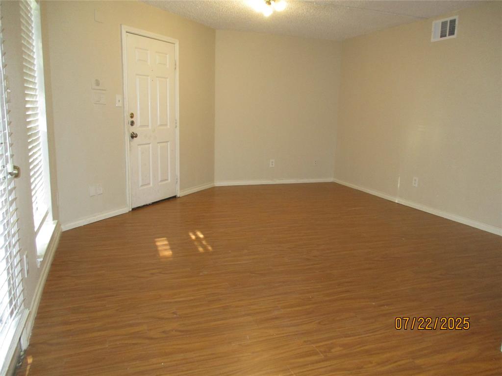 Richland Trace Condos - Residential