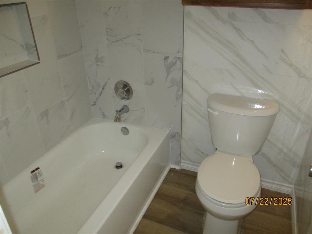 9823 Walnut Street 207