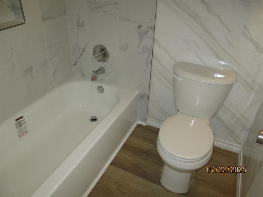 Richland Trace Condos - Residential