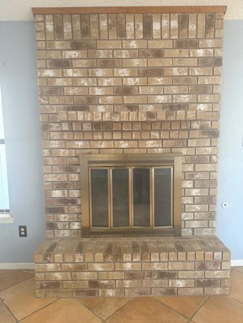 Royal Crest - Residential