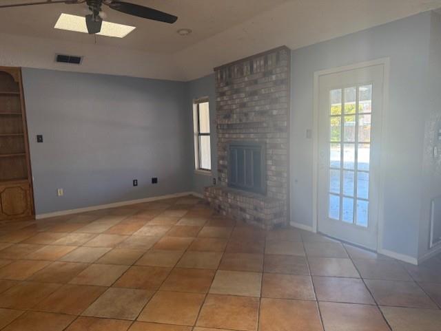 Royal Crest - Residential