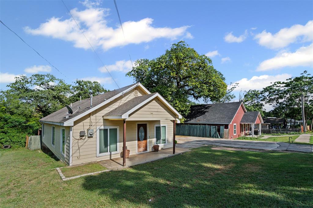 828 Springer Avenue