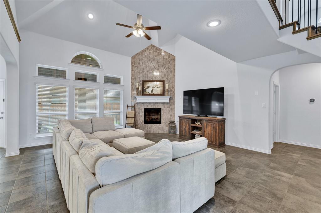 566 Long Meadow Drive