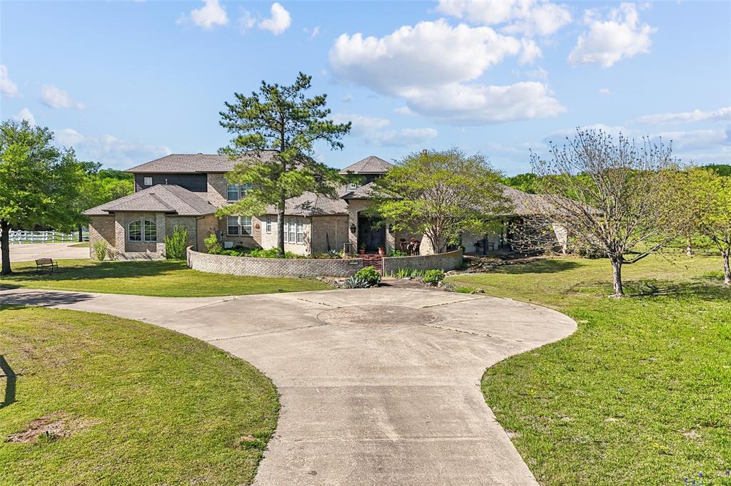 868 English Road