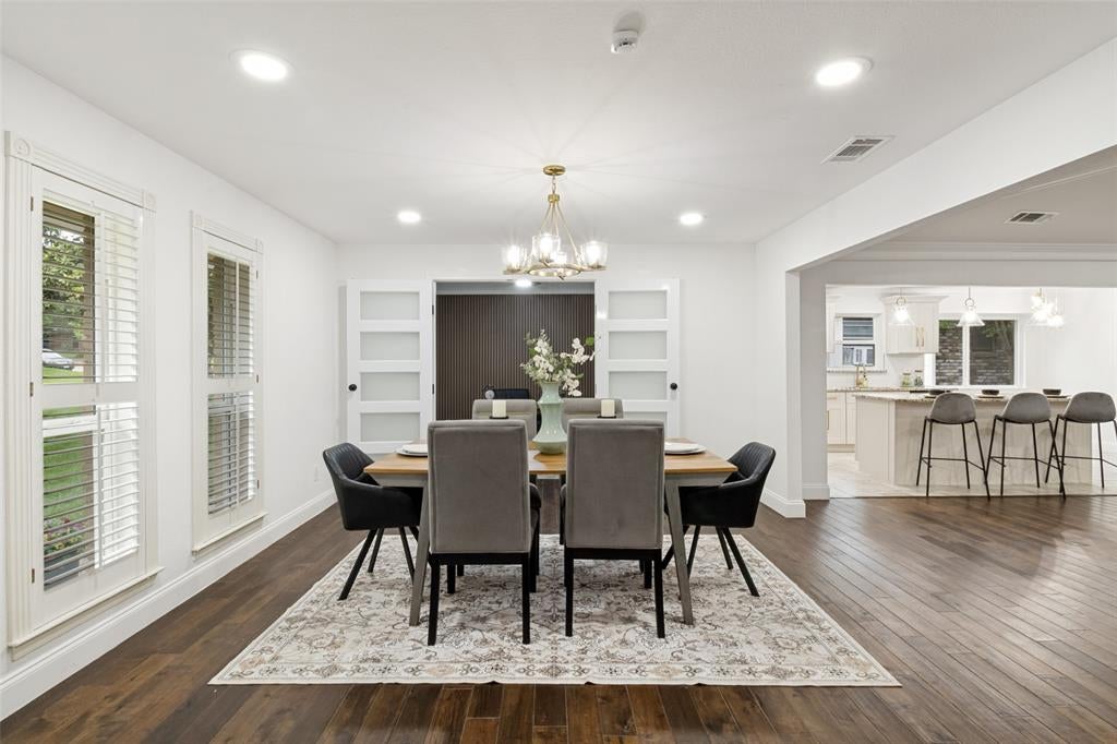 9552 Timberleaf Drive