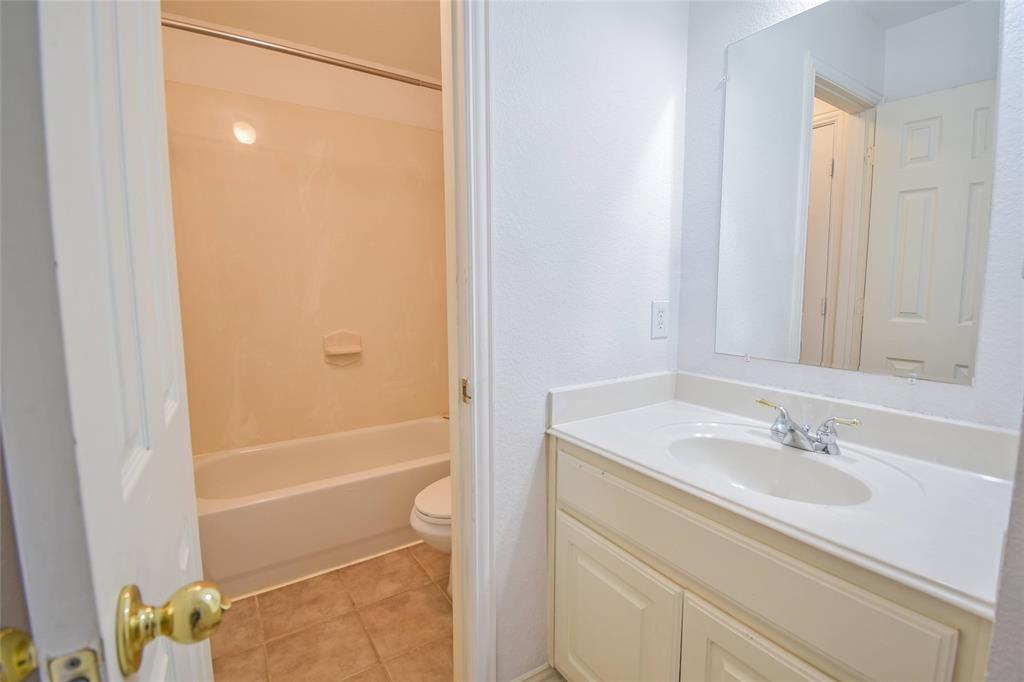 Heritage Lakes Ph 4 & 5 - Residential Lease