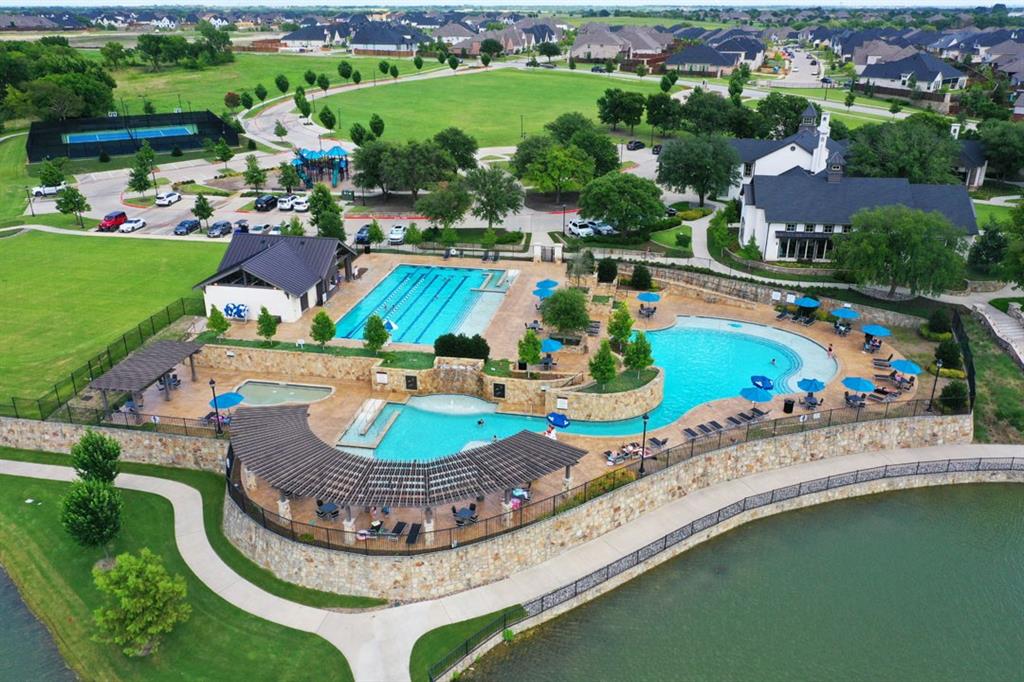 Mustang Lakes Ph Five - Residential