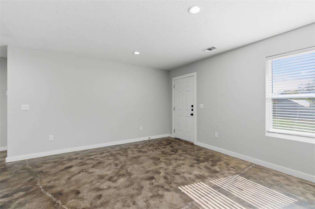 Sunny Side Sub - Residential Lease