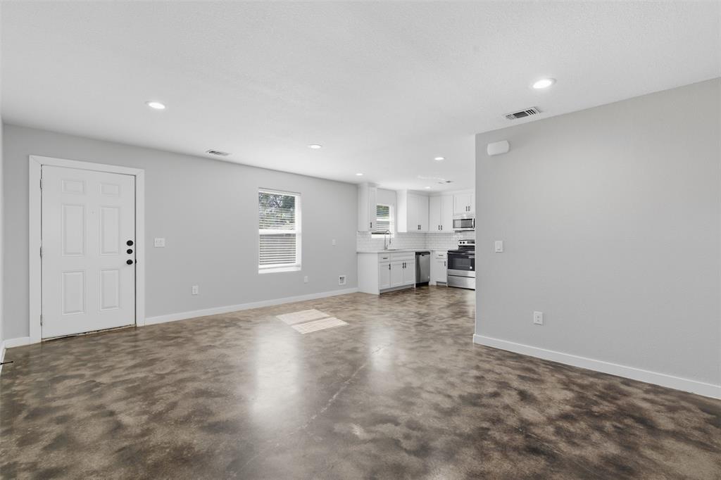 Sunny Side Sub - Residential Lease