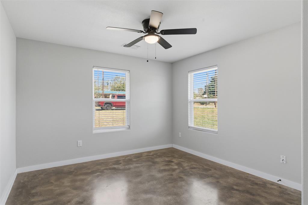 Sunny Side Sub - Residential Lease