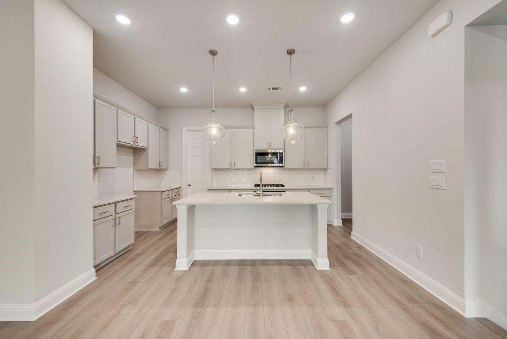 8191 Challenger Lane