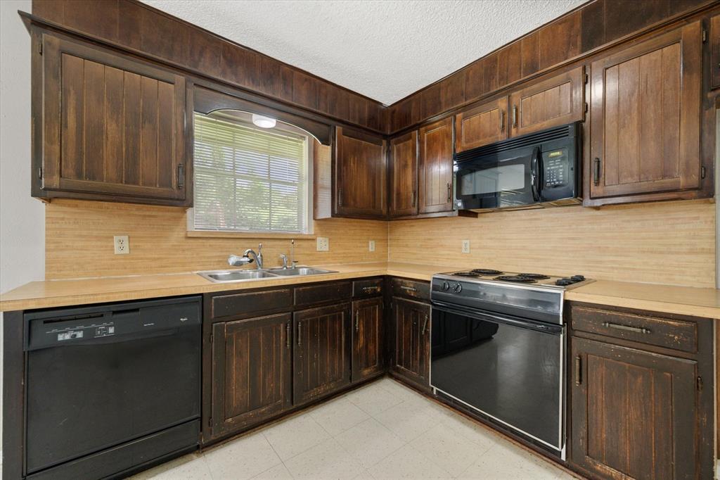 5903 Spring Hill Court