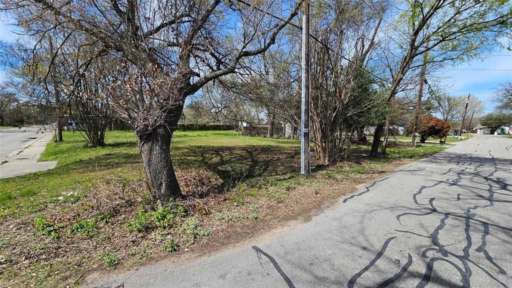 Photo of 1205 E Standifer Street, McKinney, TX 75069 (MLS # 21215192)