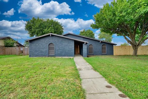 A home in DeSoto