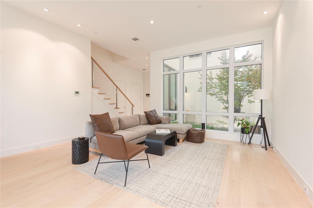 Kessler West Twnhm Condo - Residential Lease