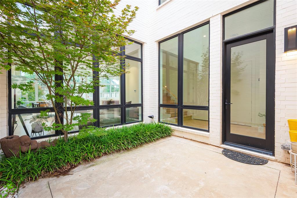 Kessler West Twnhm Condo - Residential Lease