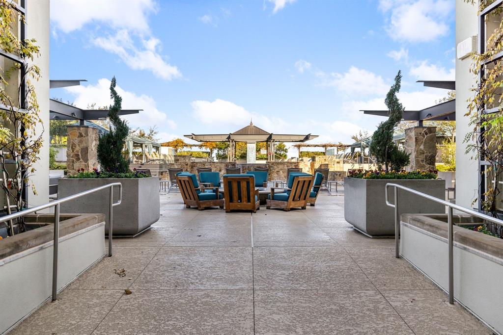 One Montgomery Plaza Residence Condo - Residential