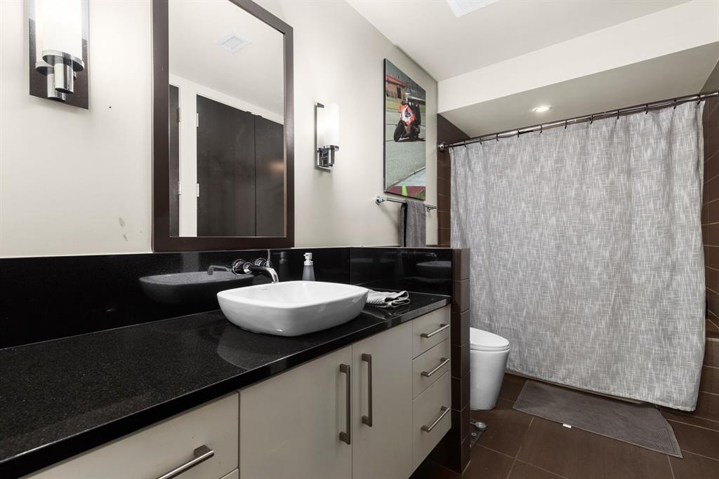 One Montgomery Plaza Residence Condo - Residential