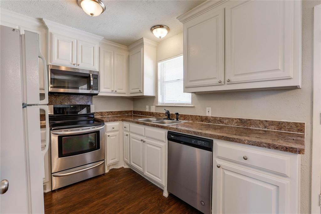 Merribrook Park 04 - Residential Lease