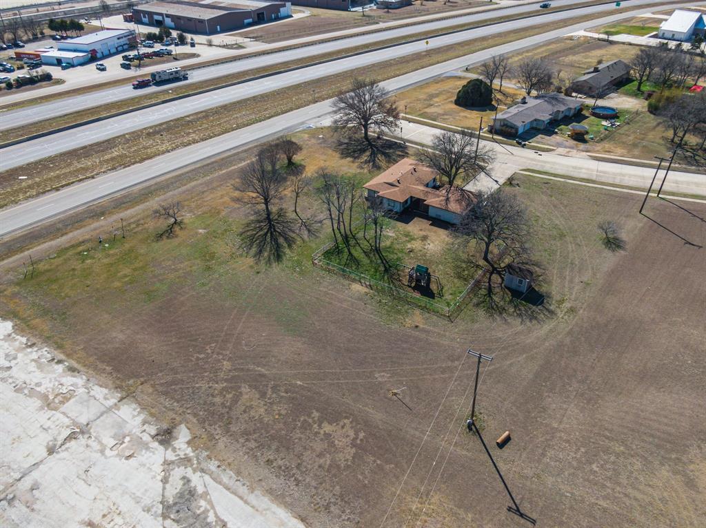 1605 N Highway 67