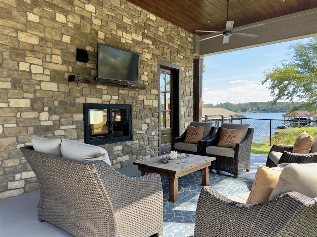 800 King Leonard Court